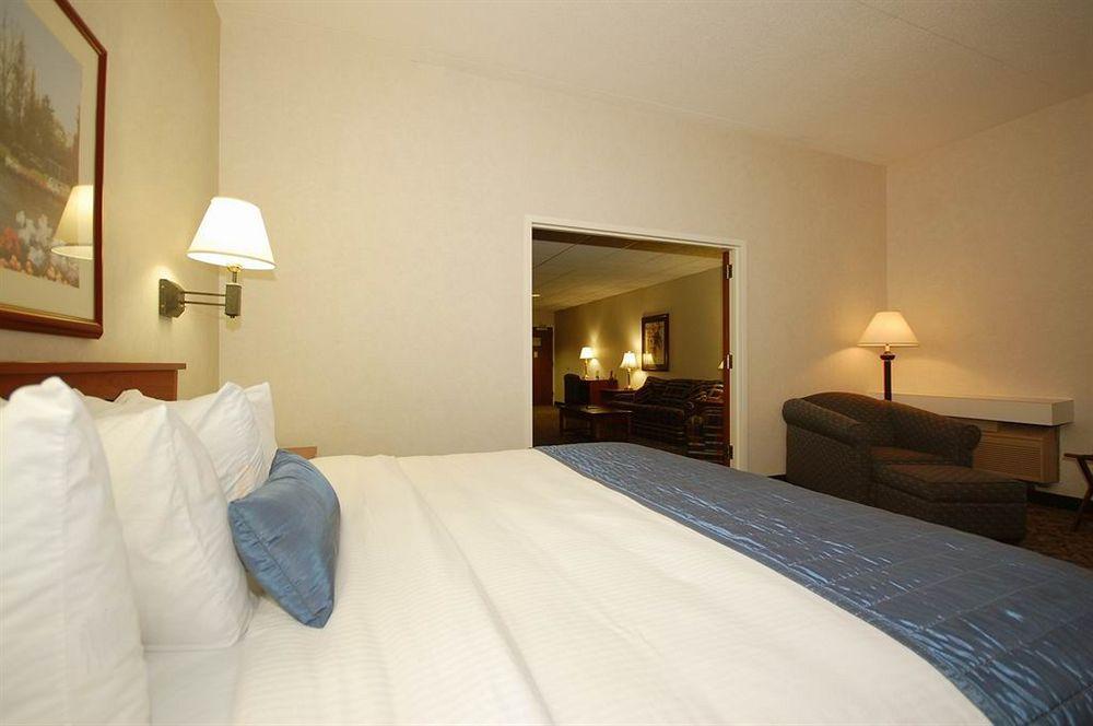 Baymont By Wyndham Des Moines Airport Otel Dış mekan fotoğraf