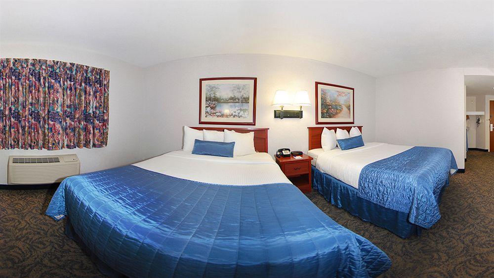 Baymont By Wyndham Des Moines Airport Otel Dış mekan fotoğraf