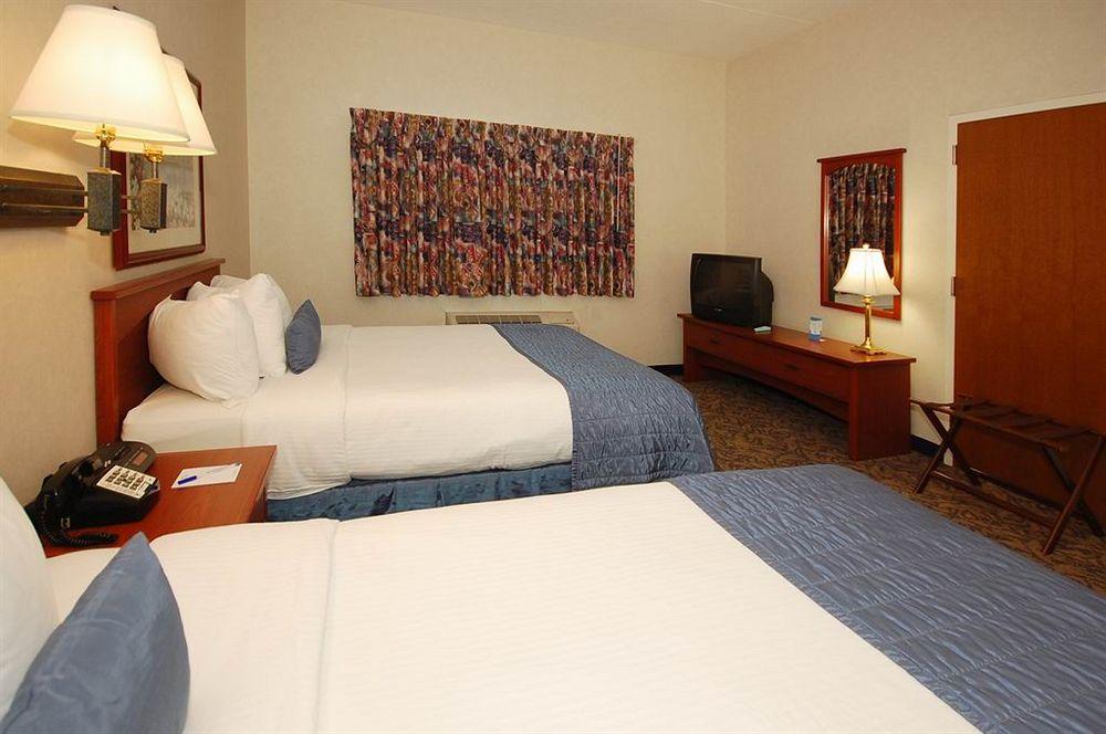 Baymont By Wyndham Des Moines Airport Otel Dış mekan fotoğraf